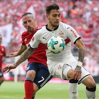バイエルン、21歳の新星に4人がやられた…最終節での「超ドリブル」がこれだ 画像
