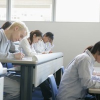 40歳パート主婦。4人の子どもの教育費をどう貯める? 画像