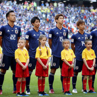 W杯初戦で金星の日本代表、吉田麻也の「やさしさ」が海外で話題に! 画像