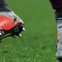 NIKEの最新スパイク、あえて「靴ひもアリ」にした理由とは 画像