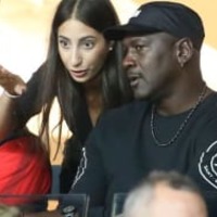 マイケル・ジョーダンがPSG戦に降臨!もちろん「あのアイテム」を着てたぞ 画像