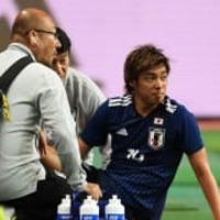 日本代表「レイソルコネクション」出るか?怪我の伊東純也と酒井宏樹がパチリ 画像