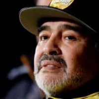 マラドーナ、歩行困難…「軟骨がない」と医師が明かす 画像