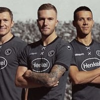 宇佐美のデュッセルドルフ、「伝説のGK生誕100周年」レトロユニフォームを発表! 画像