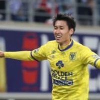 鎌田、カップ戦で決めた!早くも公式戦二桁ゴール達成 画像