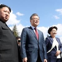 英国サッカーで「北朝鮮に行こう!」看板がデビュー 画像