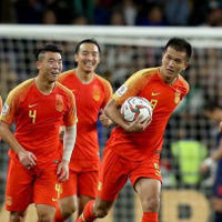 中国、逆転勝利でアジア杯ベスト8進出…でもタイGKの超セーブも見逃せない 画像