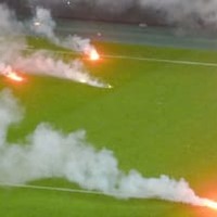 日本人選手も多いベルギーで事件!アウェイサポの悪行で試合打ち切り 画像