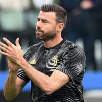 ユヴェントスDFバルザーリ、今季で現役引退 長谷部ともプレー 画像