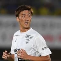 サッカーは頭を使え!今、「利き足は頭」と呼べる選手を選んでみた 画像
