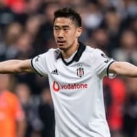 香川真司、“代役”で先発もアシスト未遂…監督はミラクル弾を賞賛 画像