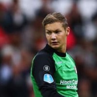 「アヤックスは素晴らしい」と書け…19歳新加入GKへの“思想教育”が話題 画像