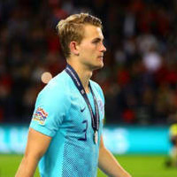 PSG移籍間近?デ・リフト、19歳で「年俸16億円」だとか 画像