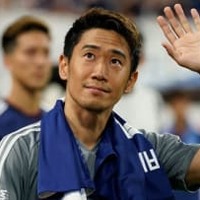 日本代表の香川真司、東南アジアで上半身裸に!そのワケは? 画像