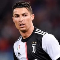 C・ロナウド、ユーヴェで「偽9番」に転向?サッリ新監督と緊急会談 画像