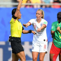 女子W杯で物議…相手選手に「唾吐き」!?問題のシーンとは 画像