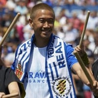 香川のお披露目に地元ファンが大集結!「英雄」のような歓迎ぶりがこれ 画像