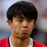 久保建英「触ったじゃん!?」クロースらと“謎の絡み”がこれ 画像