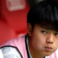 久保建英、小競り合いで「相手選手をなだめるシーン」がこれ 画像