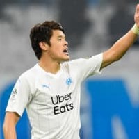 酒井宏樹、よく見るとヒドかった「PK献上シーン」がこれ 画像