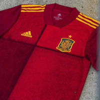 スペイン代表、EURO2020に向けた新ユニフォームを発表!デザインは「国旗」 画像