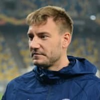 無職ベントナー、サッカー止めるの?恋人とのリアリティ番組が放送に 画像