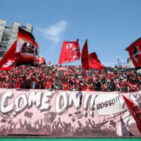 春高バレー初優勝の東山!Jリーグ熊本由来の名物チャント『カモンロッソ』がかっこいい 画像
