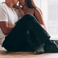 初デートでお泊まりしても、何もしてこなかった男。女を本命視している証なのか? 画像