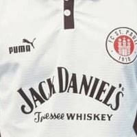 ビールからウイスキーまで!「お酒スポンサー」ユニフォーム8選 画像