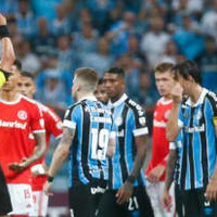 ブラジルで衝撃大乱闘!仰天の「8人一発レッドカード退場」がこれ 画像