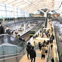 山手線新駅に5万4千人 画像