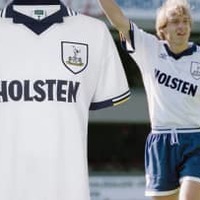 トッテナム、大人気「HOLSTEN」レトロジャージ!当時のユニも見てみる 画像